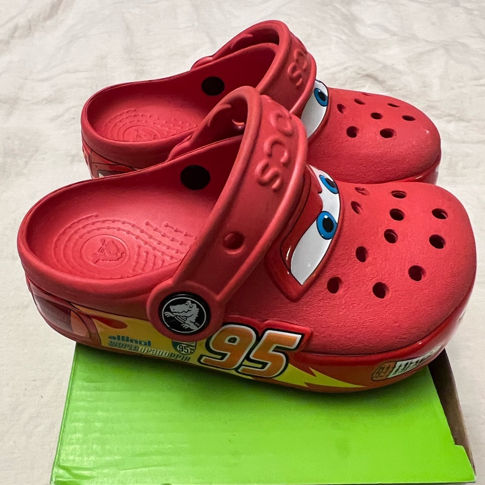 Lightening McQueen Crocs